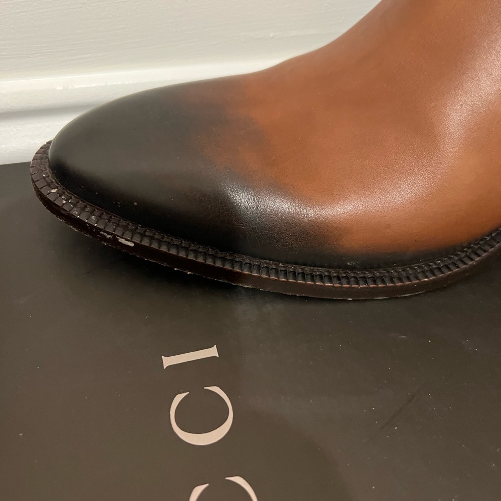 Gucci calf high brown leather boots. Pre-owned from non smoking home. - Picture 4 of 7